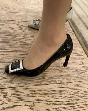 女教师20_BD英语全集免费播放